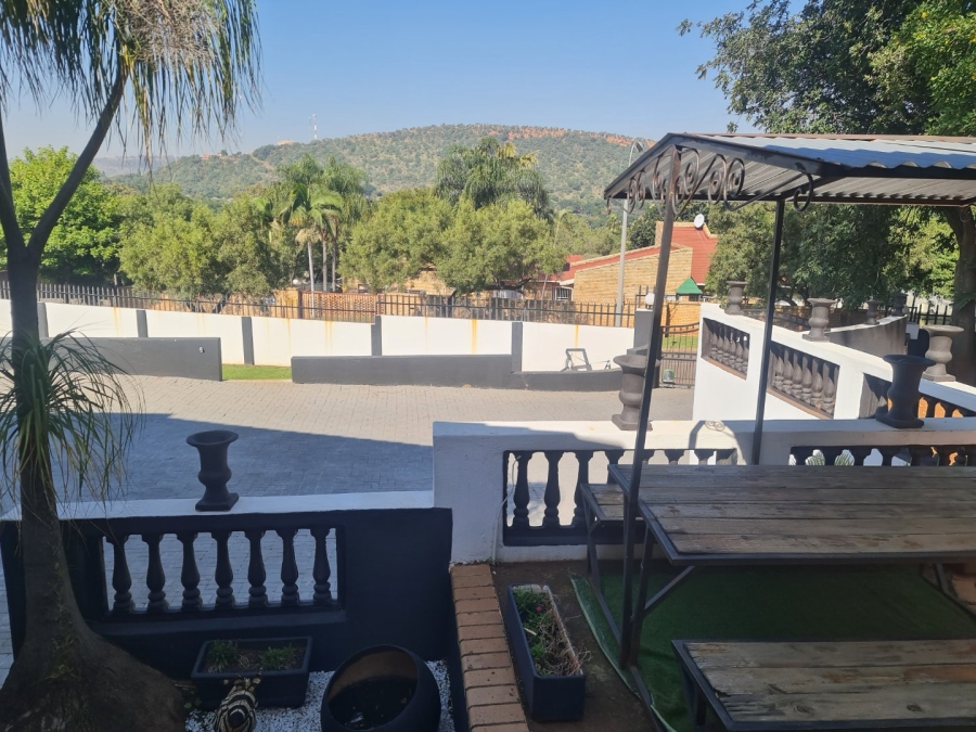 4 Bedroom Property for Sale in Safari Gardens North West